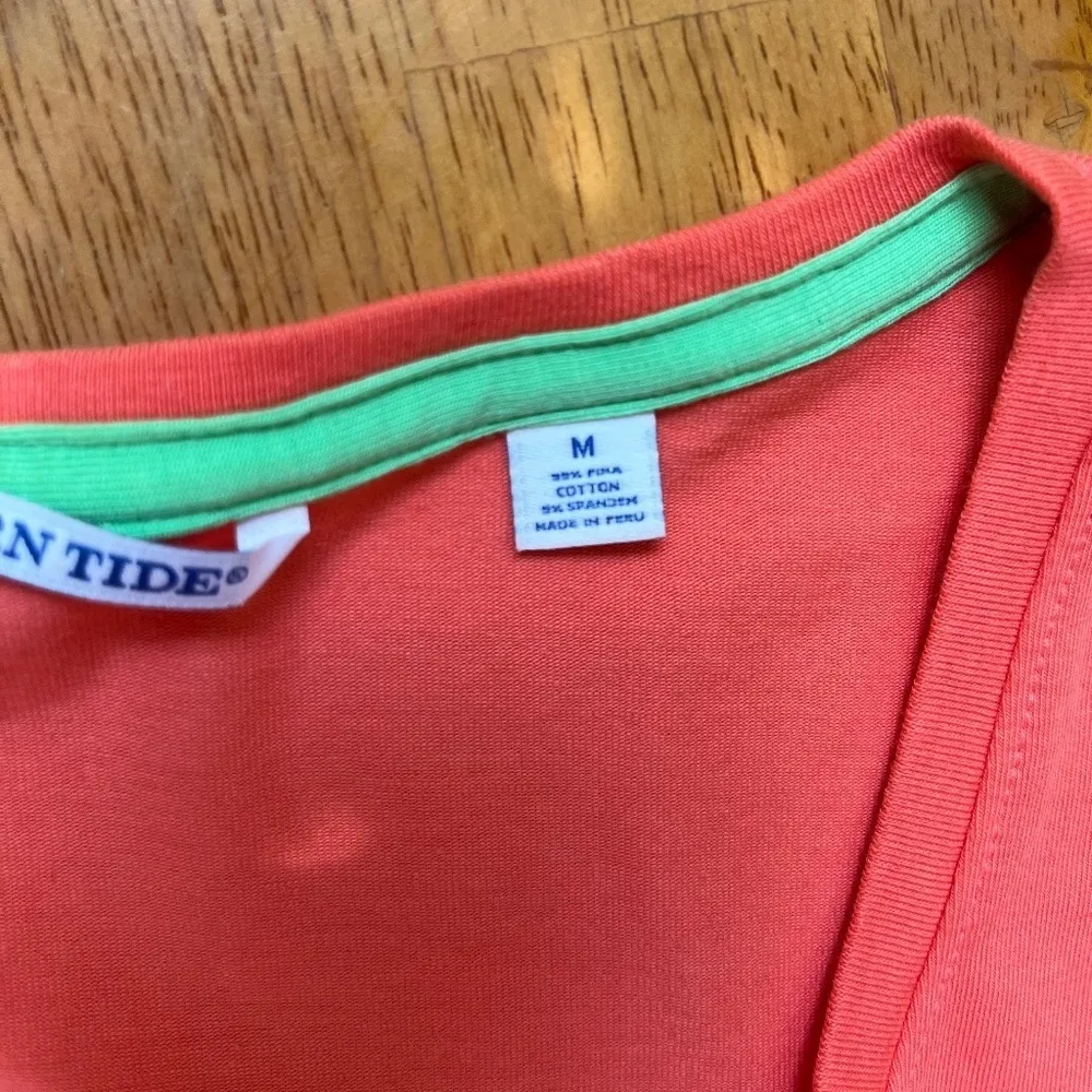 Southern Tide Audrey V Neck Tee Shirt Coral Pink short sleeve blouse top, Size M - Image 5