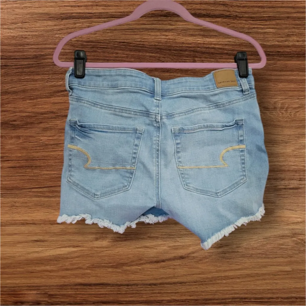 American Eagle Outfitters Light Wash Frayed Denim Shorts - Image 2