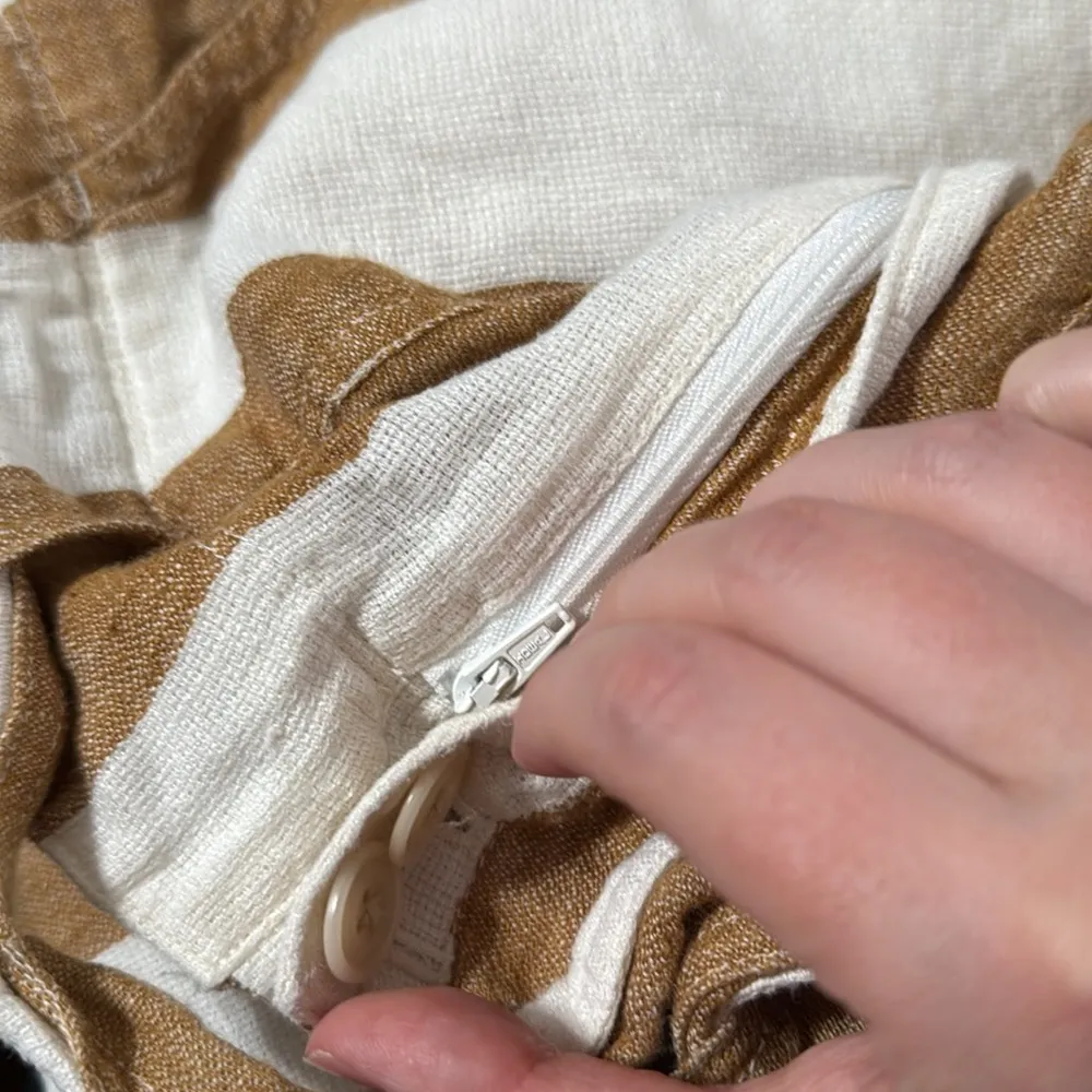 J. Crew Tie-waist linen pant in Large Golden Bistripe Size 0 - Image 9