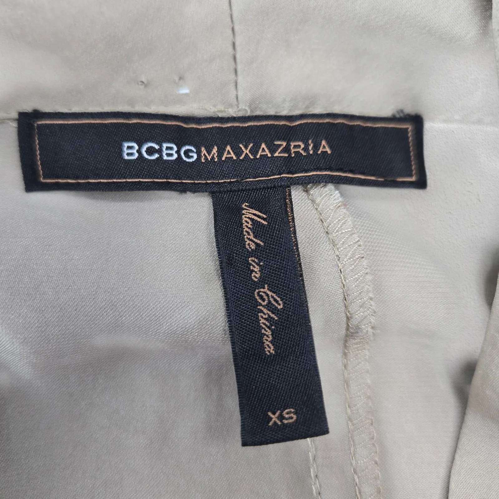 BCBGmaxazria Beige Faux Wrap Sateen Trench Dress Draped Neck Belted Size XS EUC - Image 6