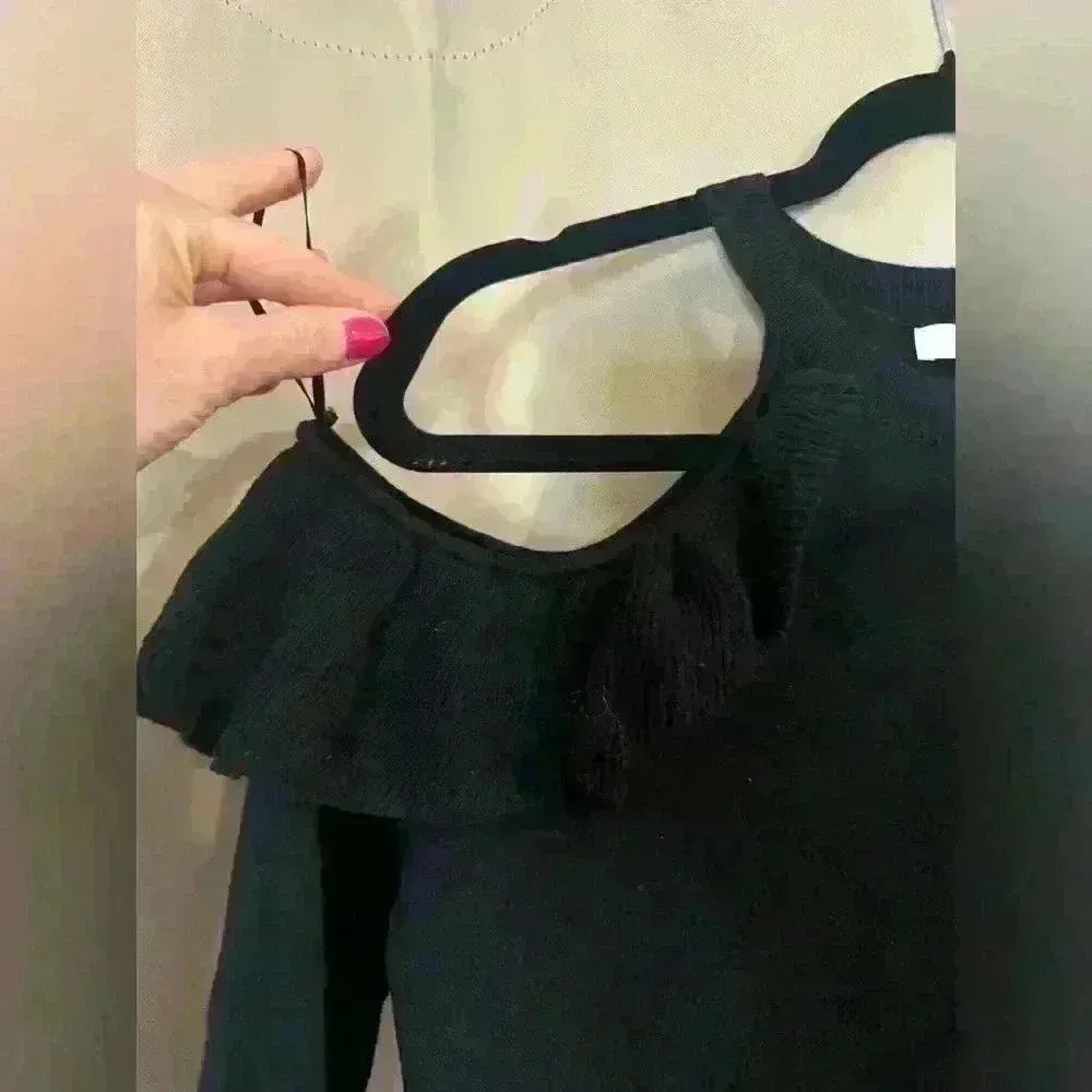 Women’s Black BP Sweater - Image 3