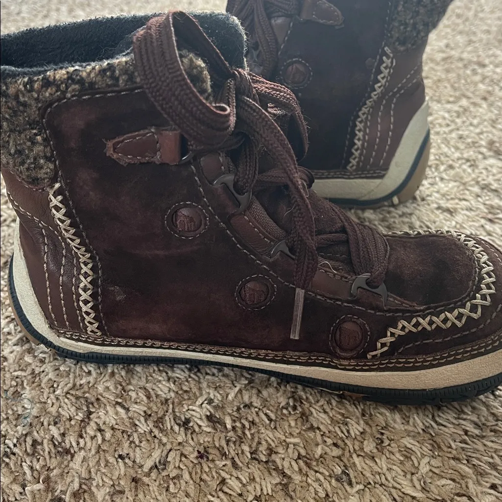 Merrell Puffin Lace Mid Brown Women's Lined Suede Lace Up Snow Boots size 6.5 - Image 6