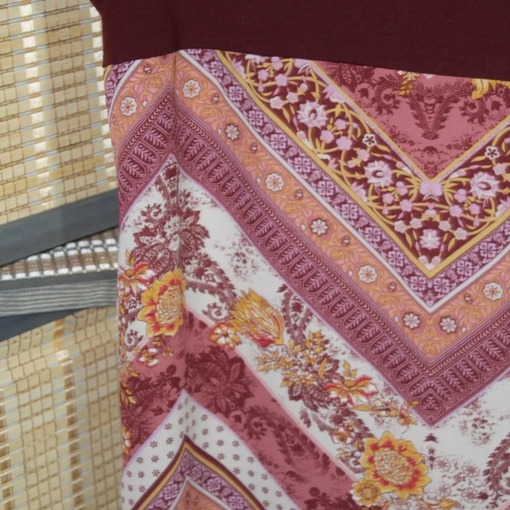 Rewind Crew Neck Chevron Print Top - Image 4