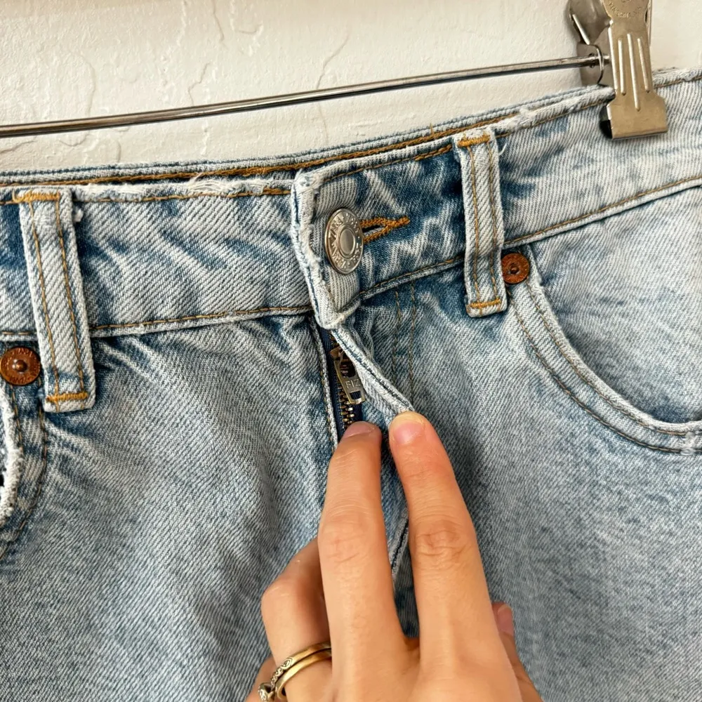 ZARA  Light Wash Mom Dad High Rise Jean Shorts Size 4 - Image 6