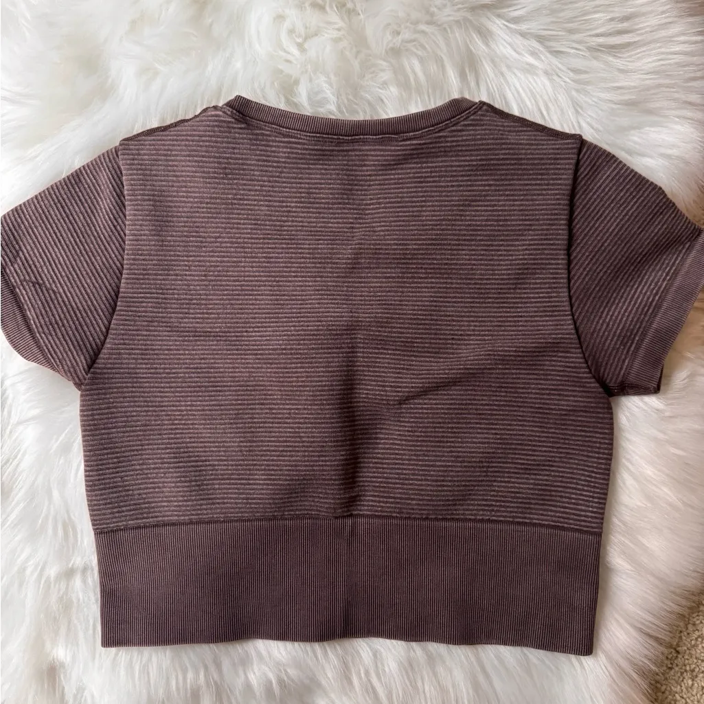 OFFLINE By Aerie Textured Seamless Cropped size M, Brown - Image 2