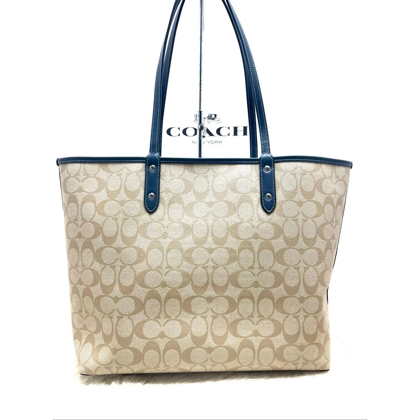 🔥🎁NWT! Coach Rainbow Sig Reversible Tote Handbag F76632 Msrp:$350.00 - Image 4