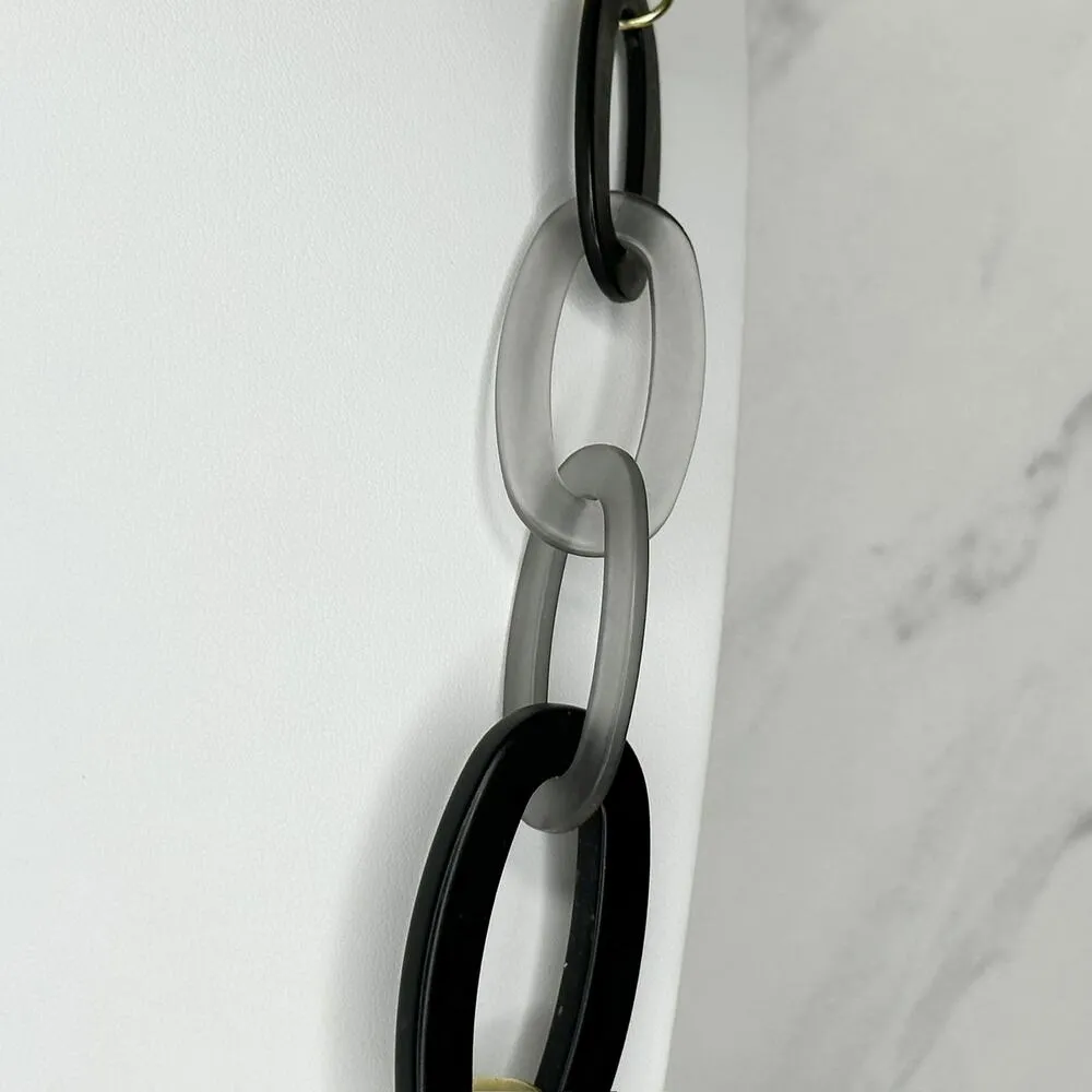 Chunky Plastic and Gold Tone Metal Chain Link Long Necklace - Image 9