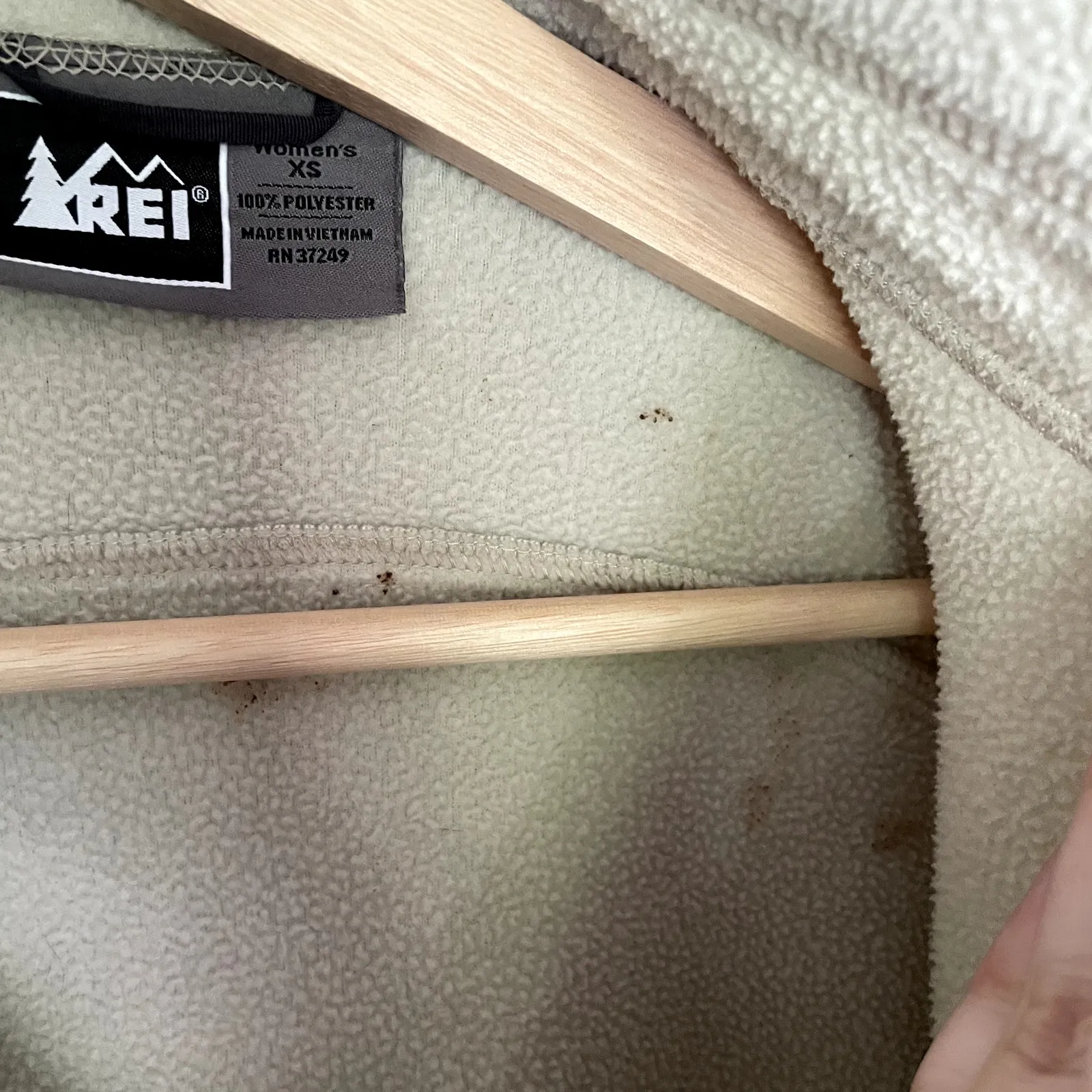 REI cream full zip fleece sweater jacket FLAWS women's size XS with pockets - Image 4