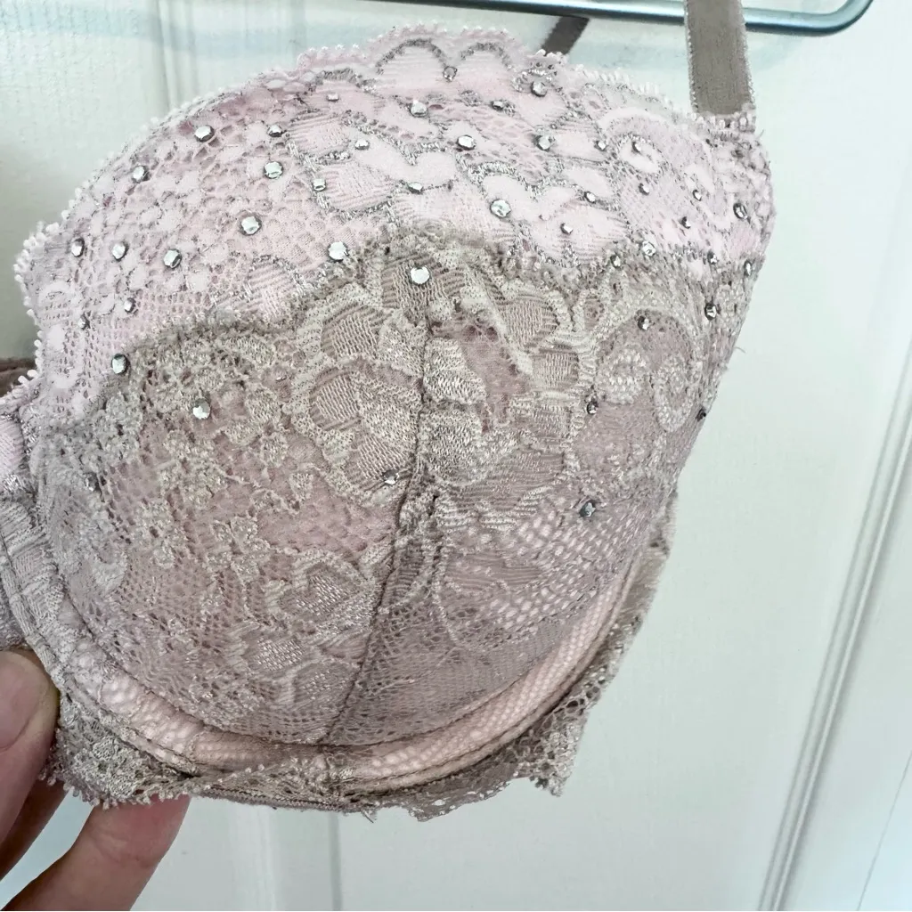 Vintage Victoria's Secret Lace Bra Light Pink and Brown w/Rhinestones 32D - Image 3