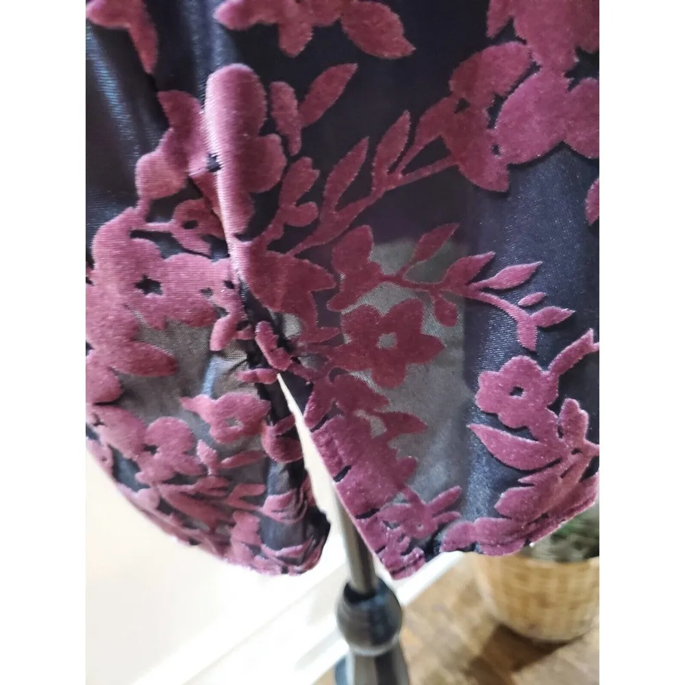 NY Collection Women's Floral Polyester Collared Long Sleeve Button Down Shirt 2X - Image 7