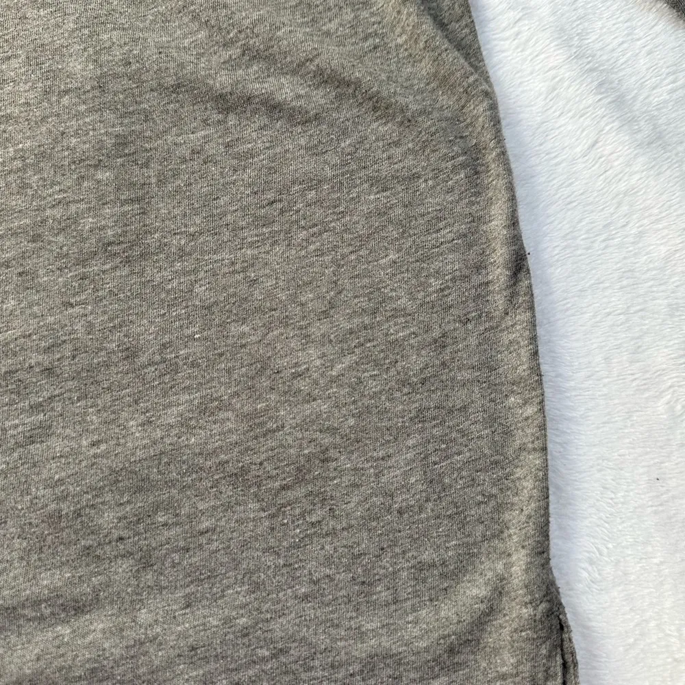 Sailboats Sail Team 3/4 Sleeve Top in Gray/White/Pink - Size Medium - Image 11