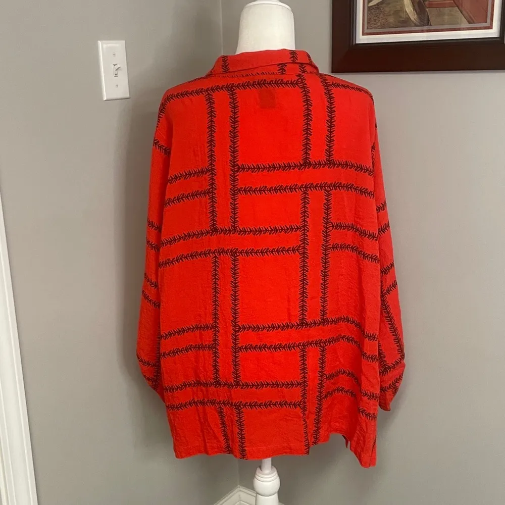 Ali Miles 3/4 Sleeve Wire Neck Abstract Geo print basketweave top tunic size 2X Red - Image 3