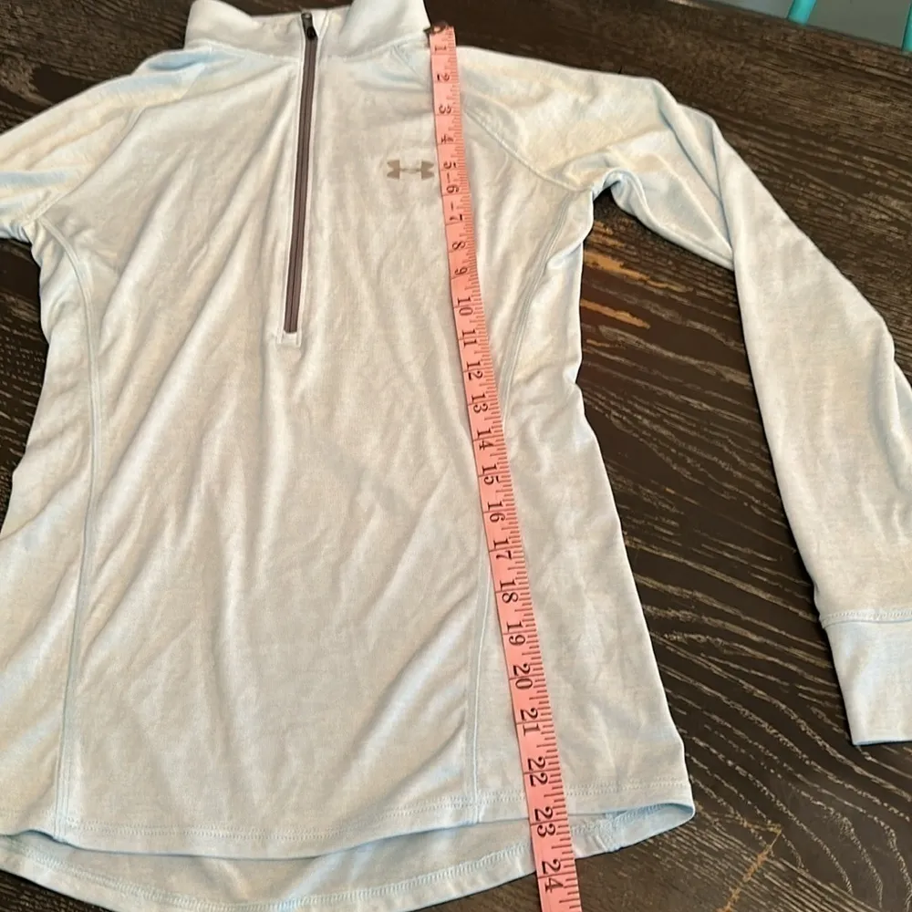 Under armor lightweight pullover, light blue, small, light new condition - Image 5