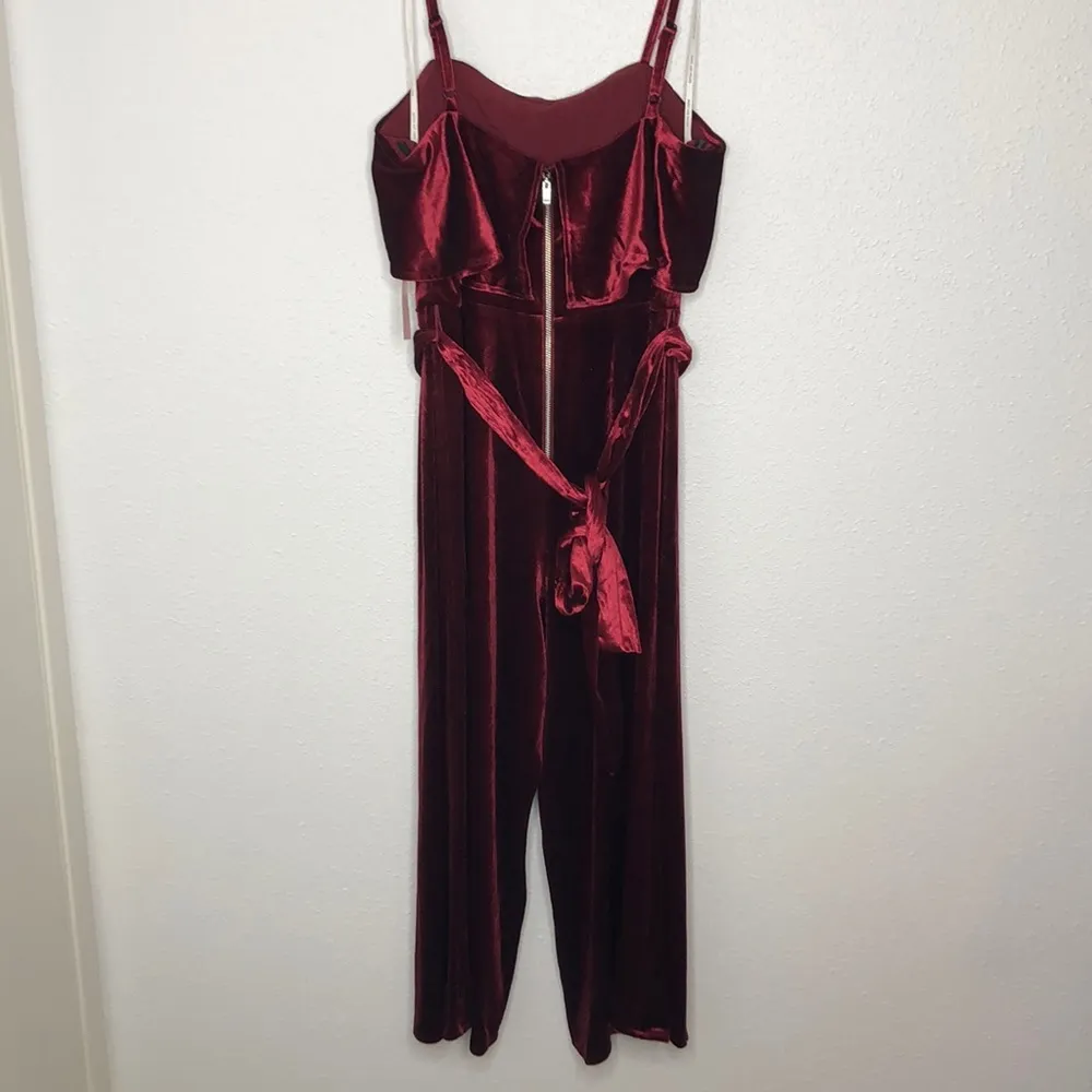New Avec Les Filles Velvet Cropped Maroon Red Jumpsuit size 8 - Image 4