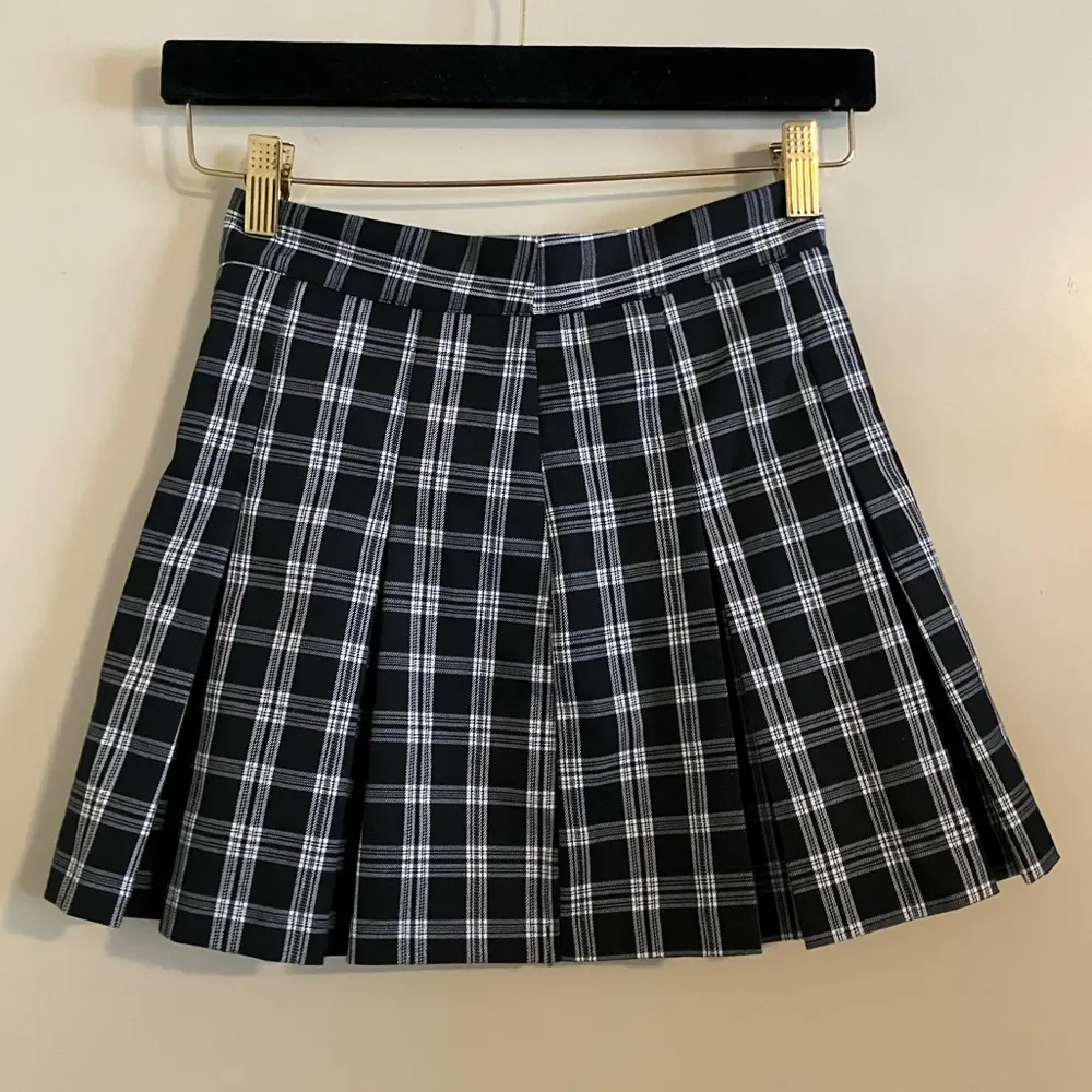H&M Skirt Divided Black Plaid Mini Tartan Academia Pleated Skater Retro Size 0 - Image 6