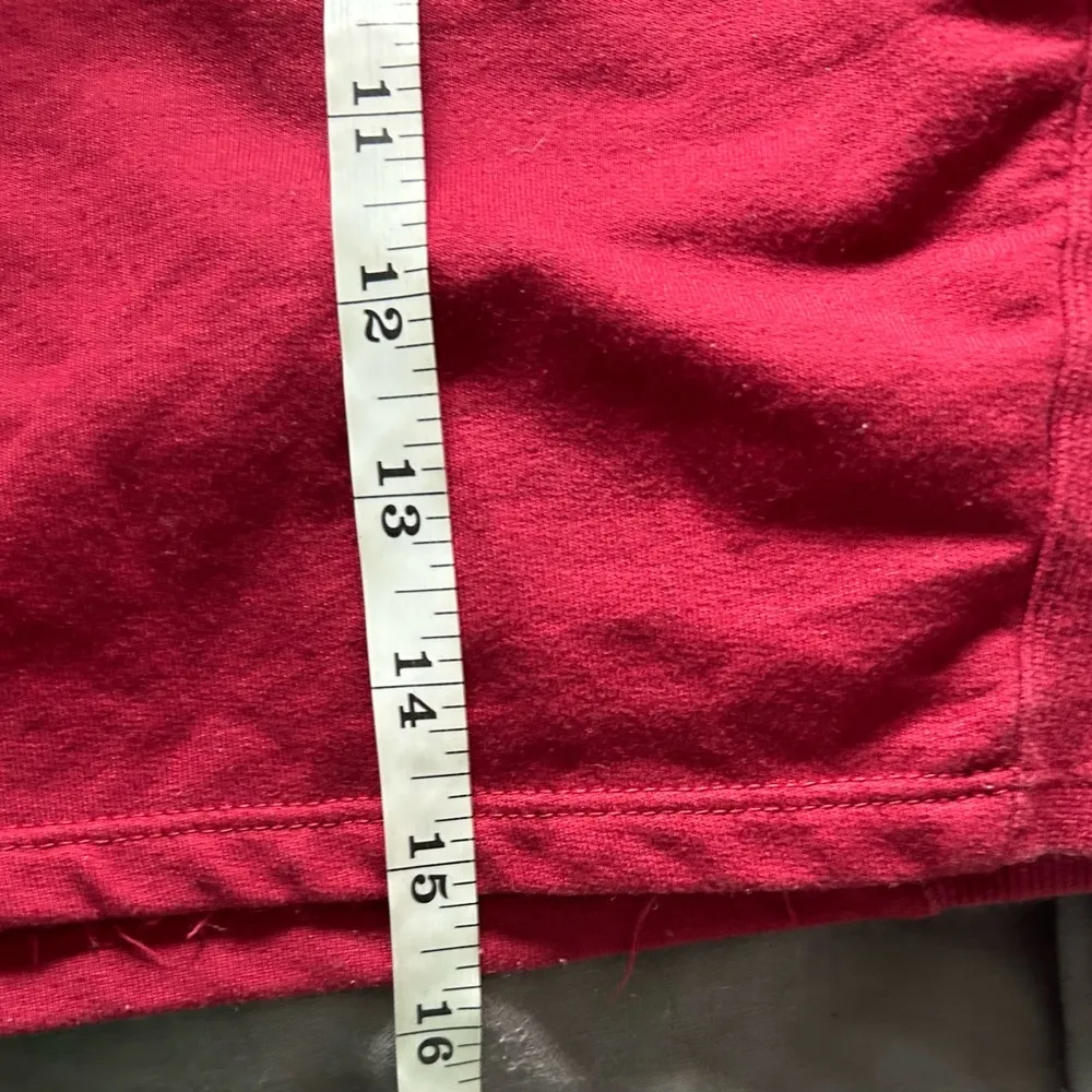 Gymshark  maroon Cropped Sweatshirt Size large - Image 3