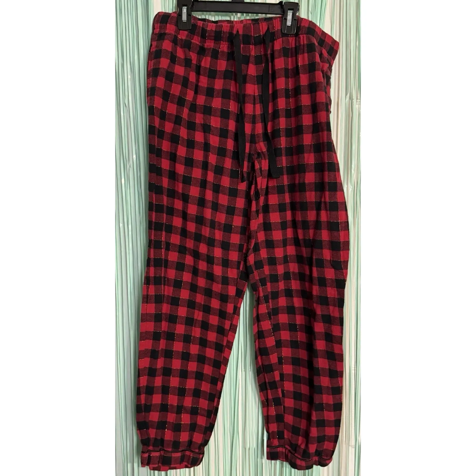 Serra Black/Red Buffalo Plaid Pajama Set With Gold Threading, Pockets, Large - Image 6