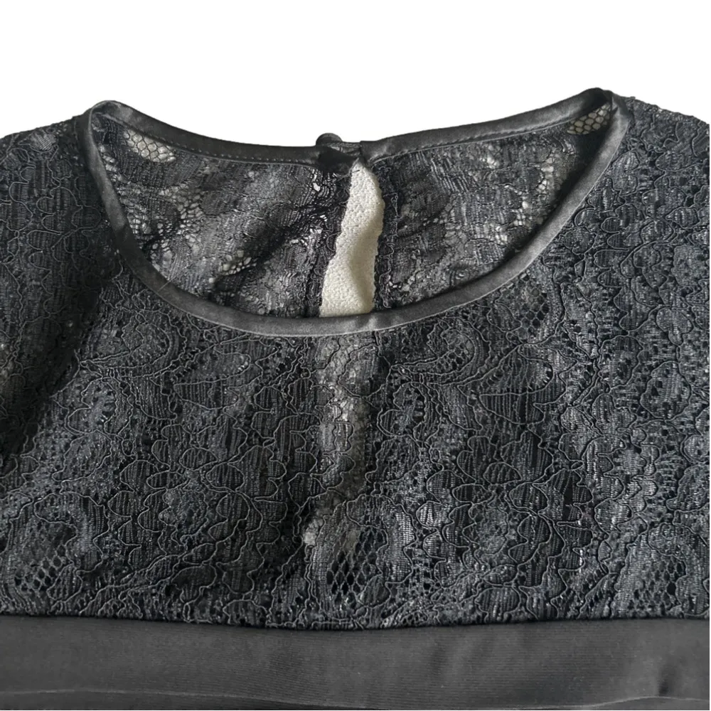 Adrianna Papell Black 3/4 Lace Sleeve Bodycon Shutter Pleat Dress, Size 4 NWOT - Image 6