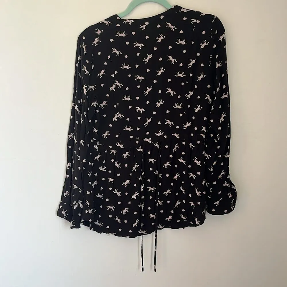 Modcloth unicorn print  button down shirt.  Size L - Image 3
