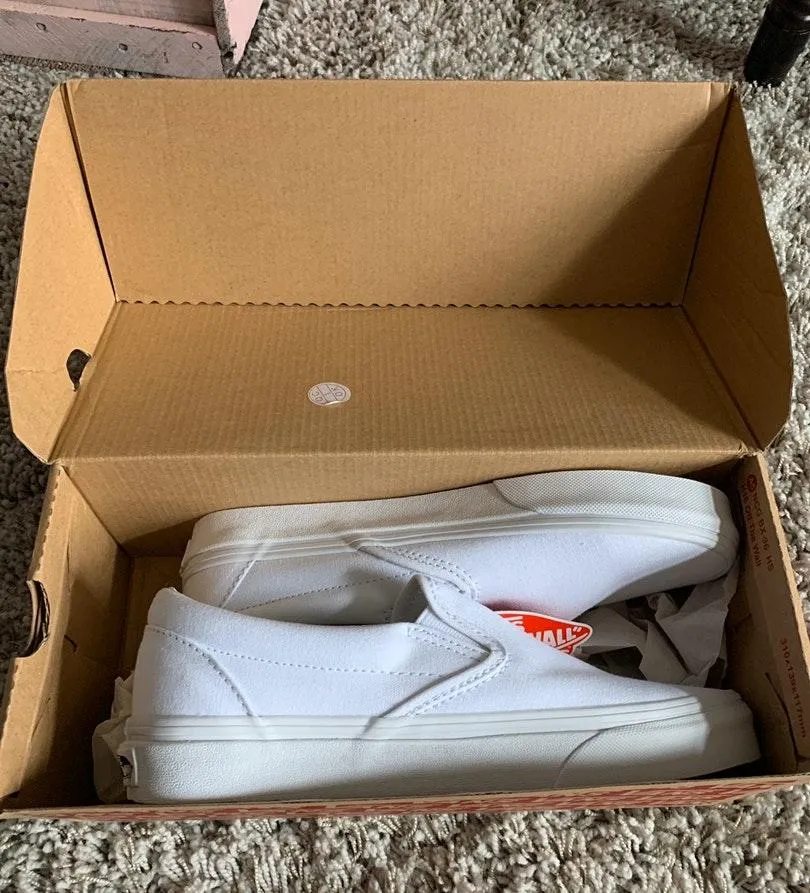 Vans Classic Slip-Ons - Image 2