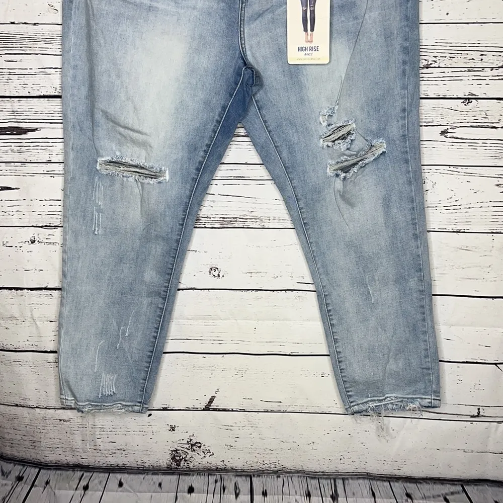 Gogo Jeans NWT Size 20 Light Blue Wash Distressed High Rise Ankle Denim Jeans - Image 3