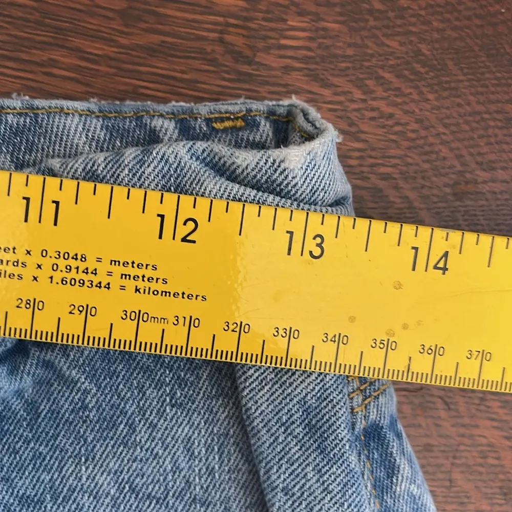 Good American Blue Straight Leg Denim 90’s jeans - Image 7