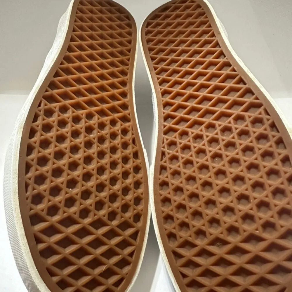 Vans Classic Slip On Size 6 Mems 7 Women Rainbow Foxing Pride White Rainbow - Image 7