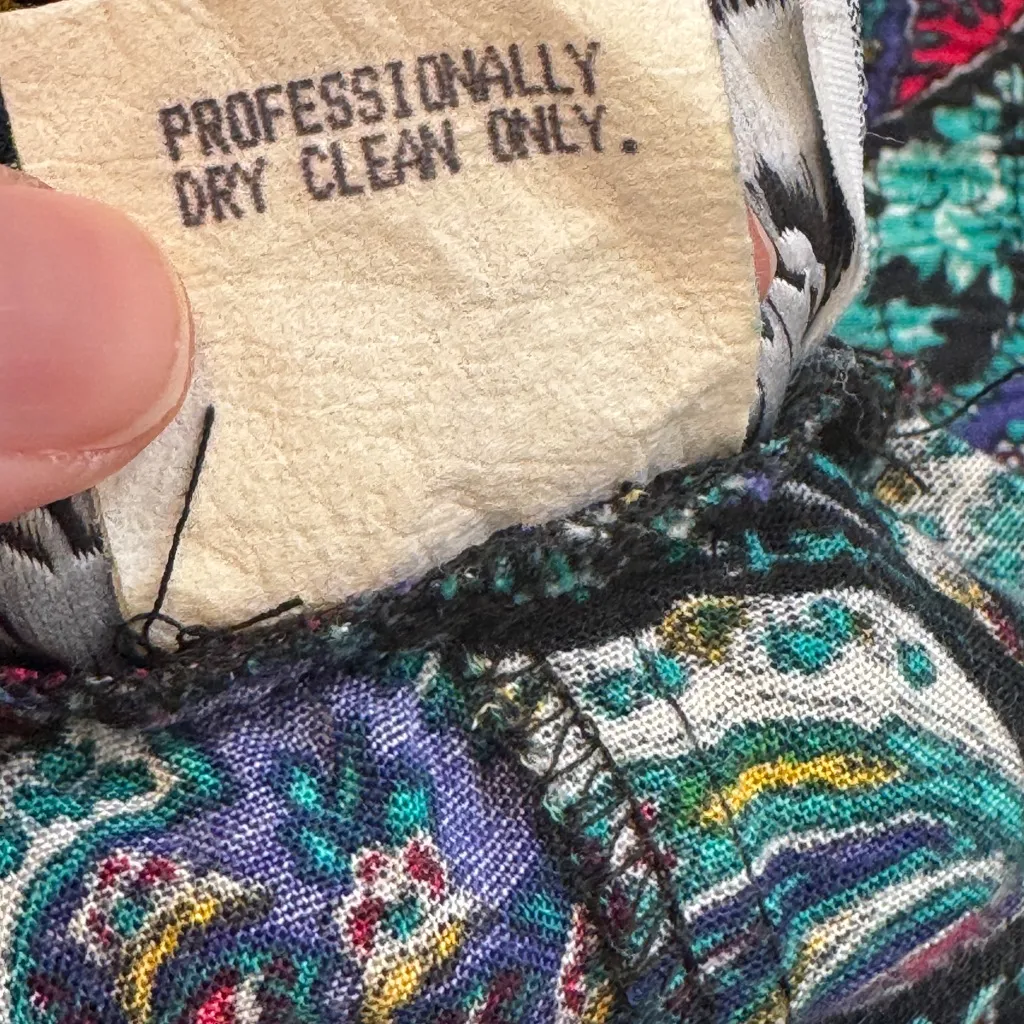 Vintage 1980s Blue Red Paisley Midi Skirt Women 6 Made USA Classic Pull On Retro - Image 4