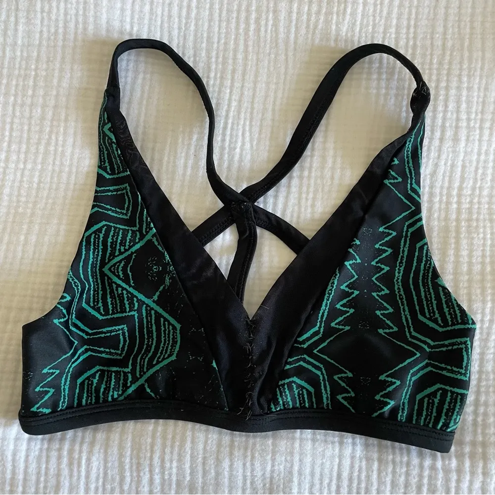 Body Language Sportswear Reversible Stella Bra - Image 2