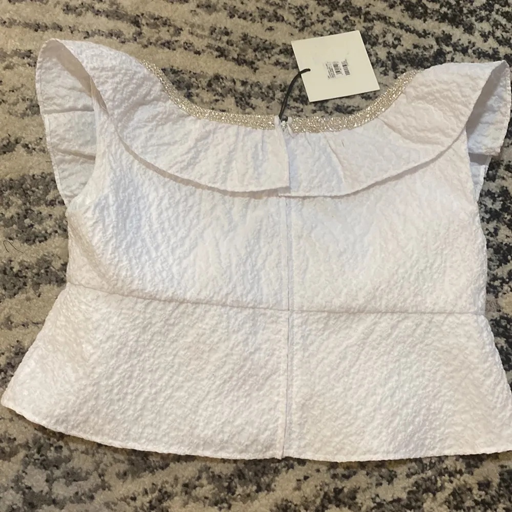 Shushutong Ruffle Daisy Matelasse Crop Top Size undefined - Image 6