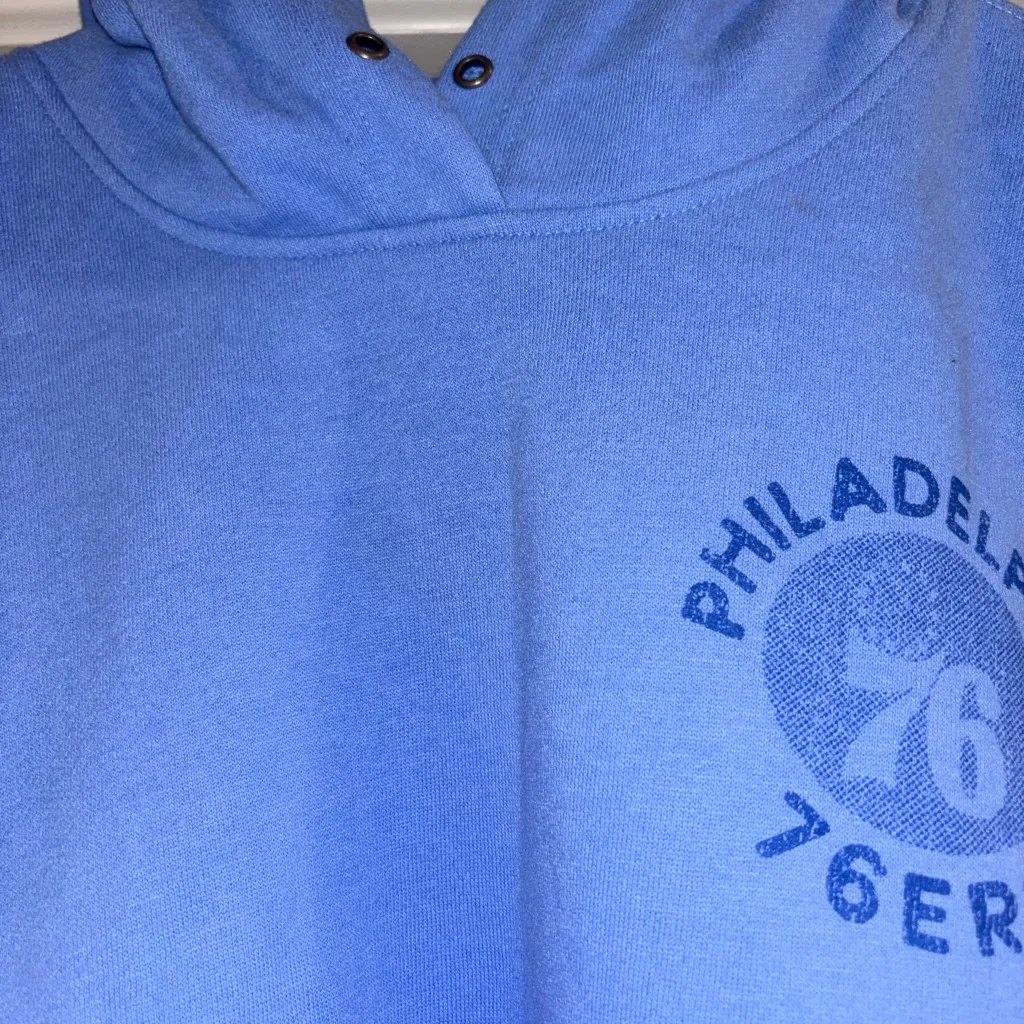 Philadelphia 76ers Blue Sweatshirt Women’s Medium NWT 47 Brand - Image 5