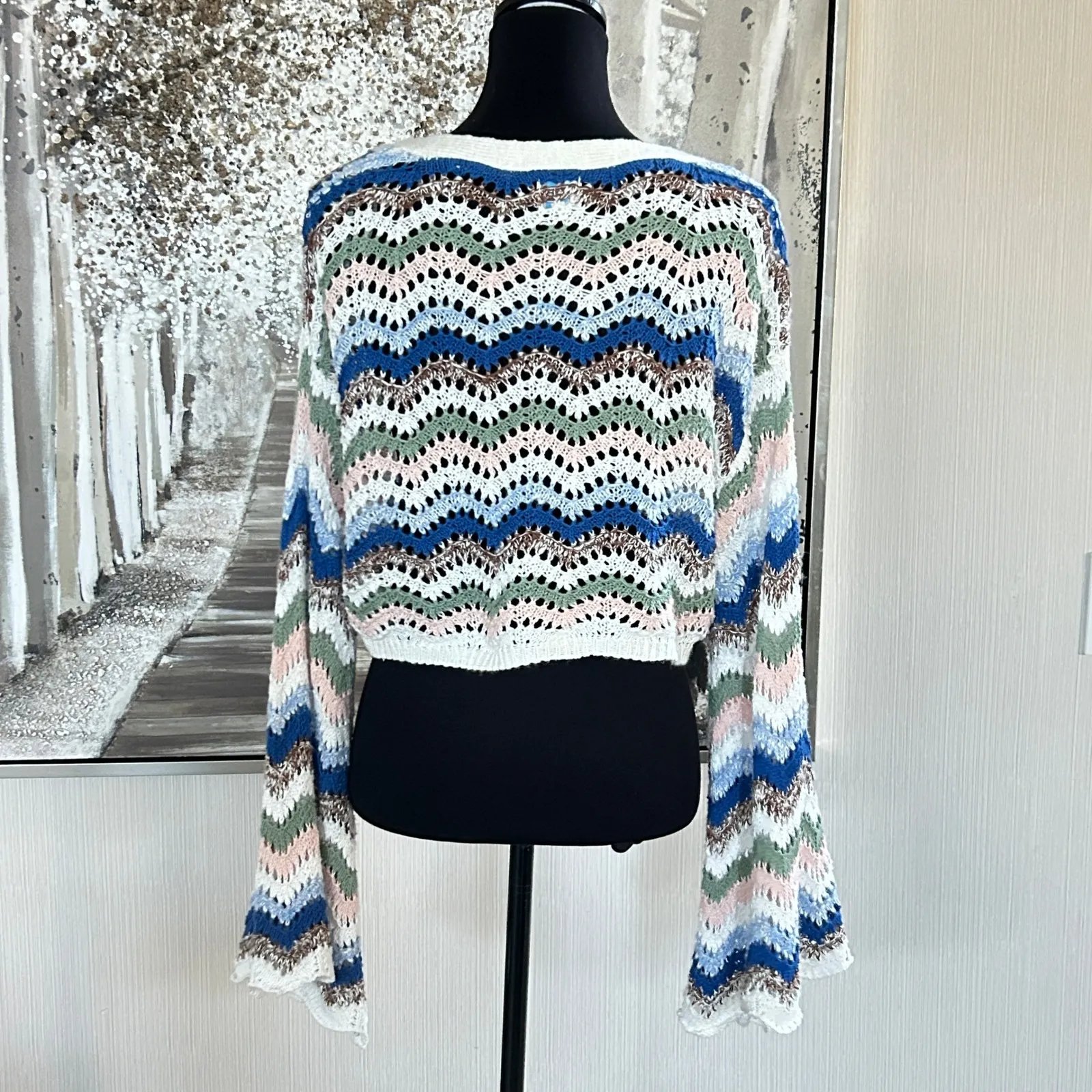 Francesca's Multicolor Crochet Bell Sleeve Fleur Tie Front‎ Pullover NWT - Image 11