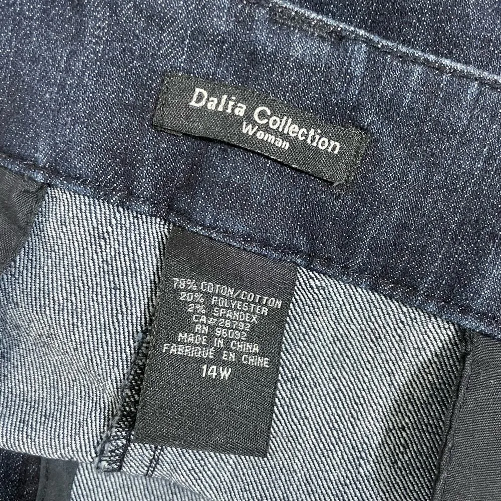 Dalia Collection Women's Dark Wash Denim Capris - Plus Size 14W - Bermuda Shorts - Image 4