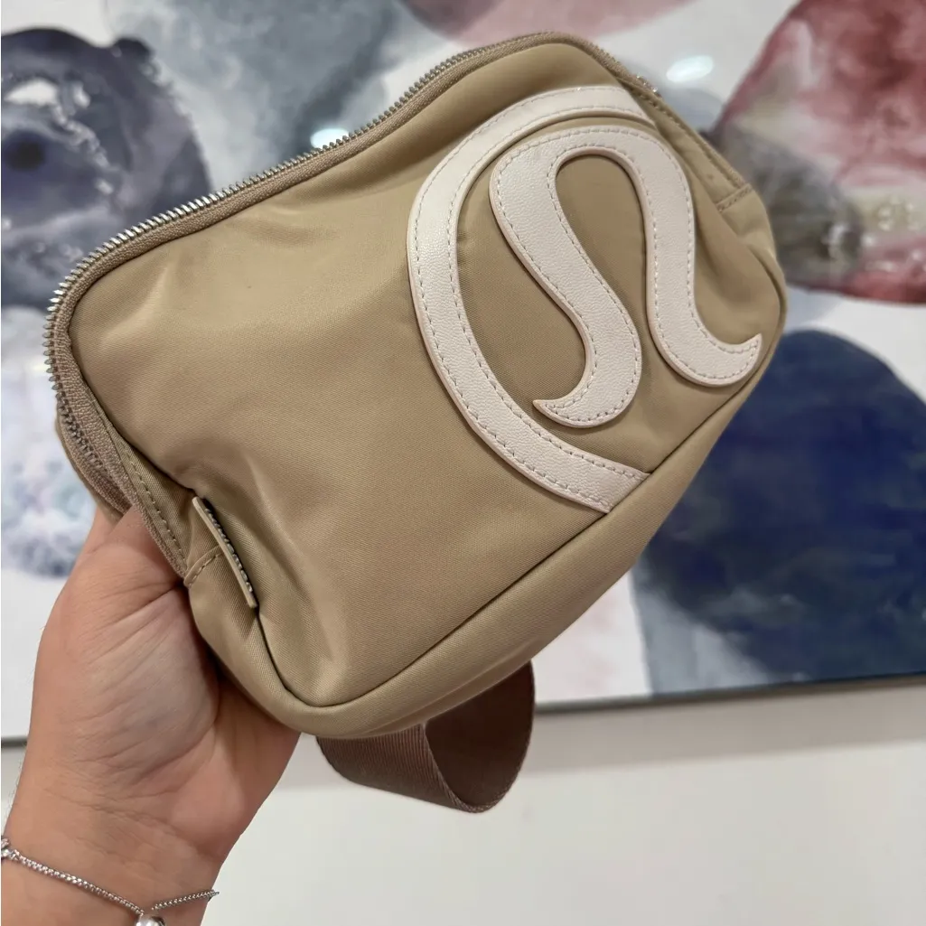 Lululemon Tan Bag with White Logo - Image 2