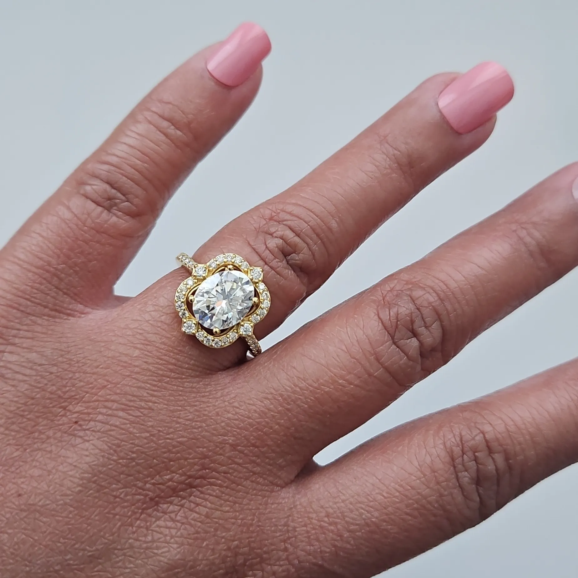 3ct Oval Scalloped Halo Iced Out Moissanite Ring. Size 7, YG Plating - Image 8