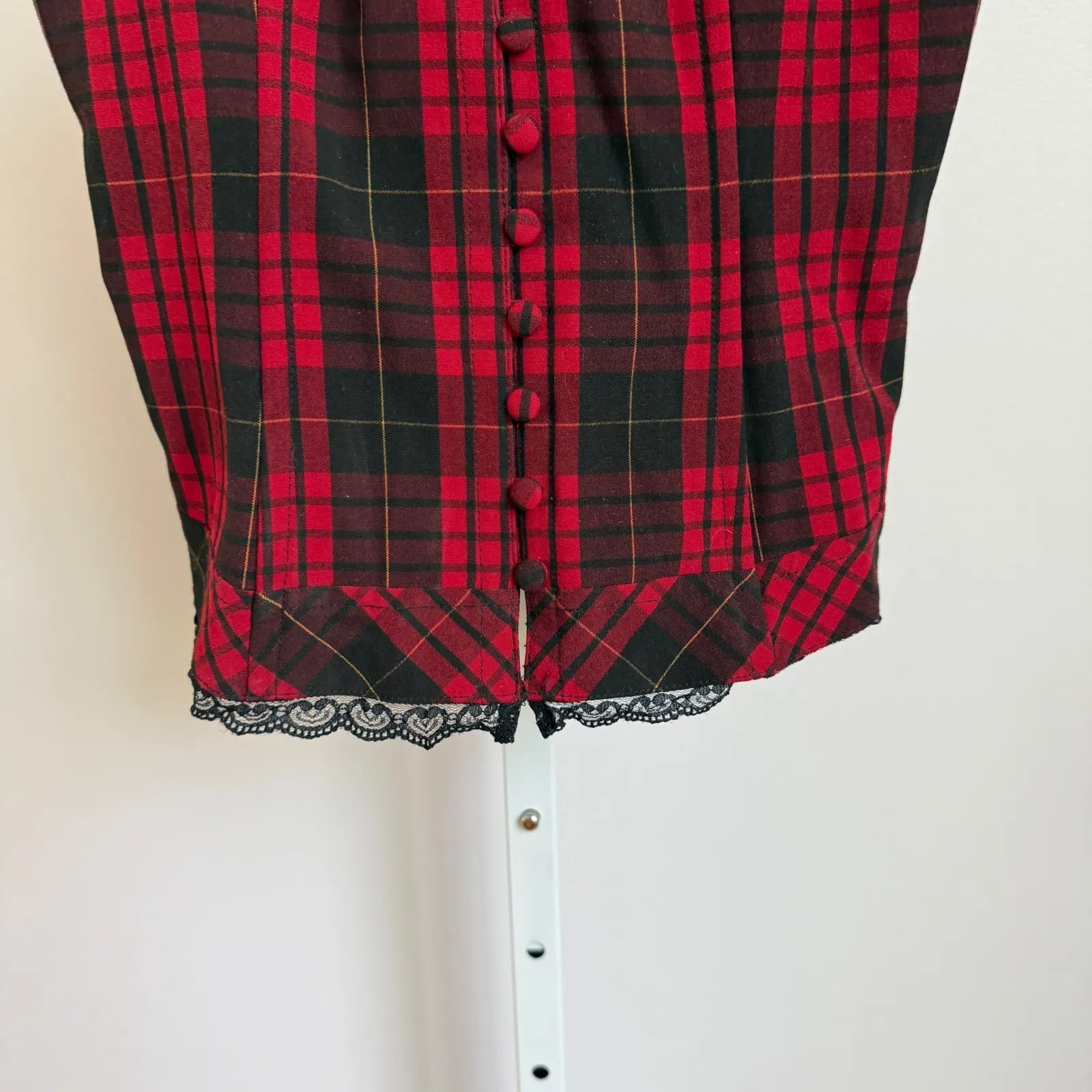 Niki Biki sz S Plaid Corset Tank Top Y2K Lace Trim Button‎ Front Bustier Red - Image 3