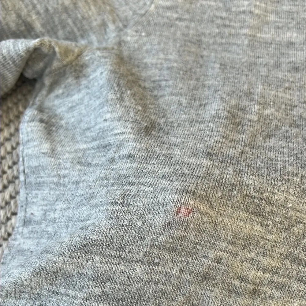 Banana Republic Sweater - Image 4