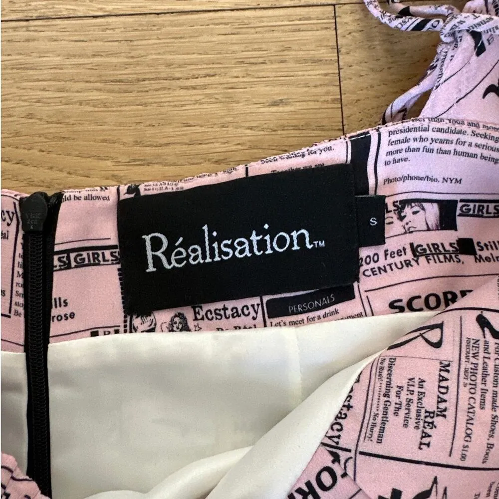 Realisation Par - The Venus in Newspaper Rare Mini Dress in Pink and Black - Image 3