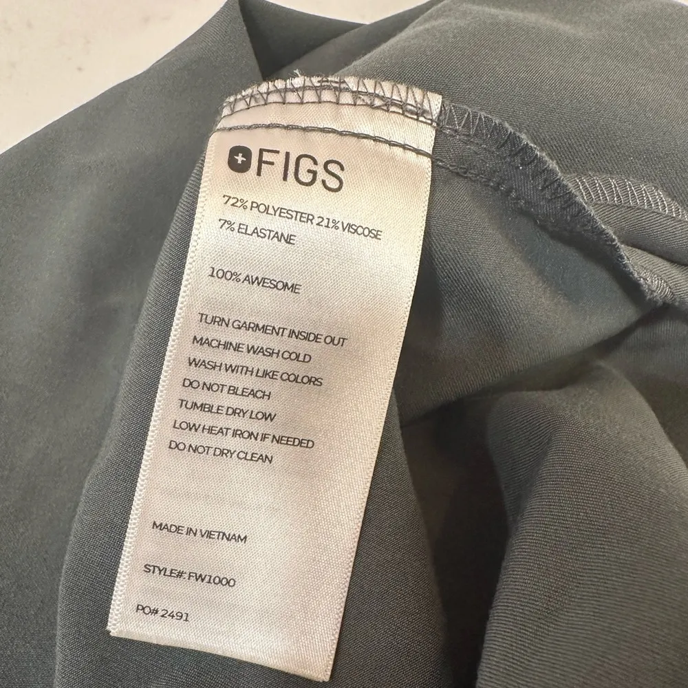 Figs Catarina One Pocket Scrub Top Women's Size 2XL XXL Bonsai Green EUC - Image 6