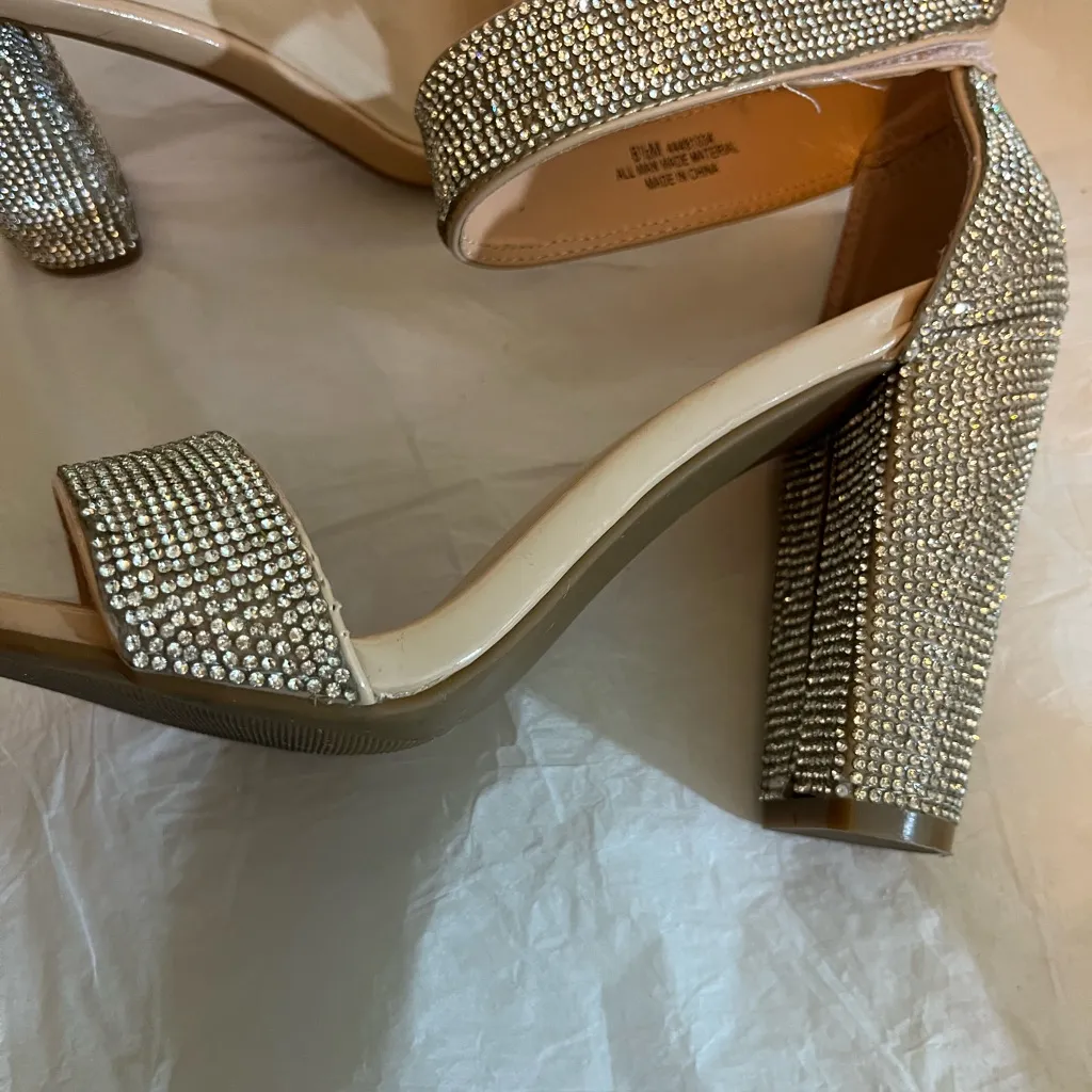 VERSONA (8.5) RHINESTONE ANKLE STRAP 4 INCH HEELS‎ PREOWNED - Image 14