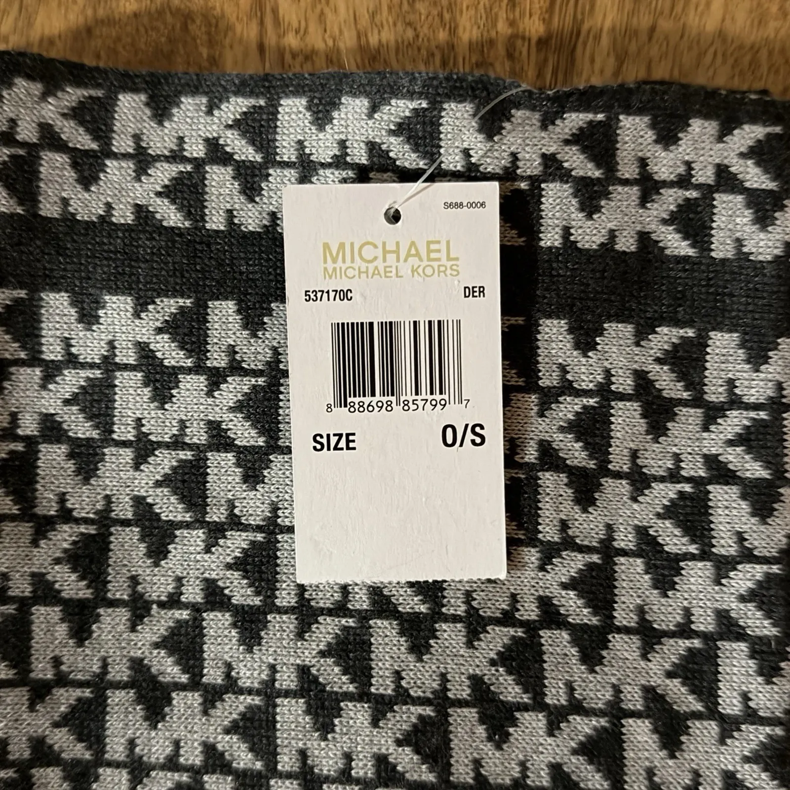 Michael Kors Scarf  MK Monogram Black Gray Logo Knit Winter Streetwear Neutral - Image 3