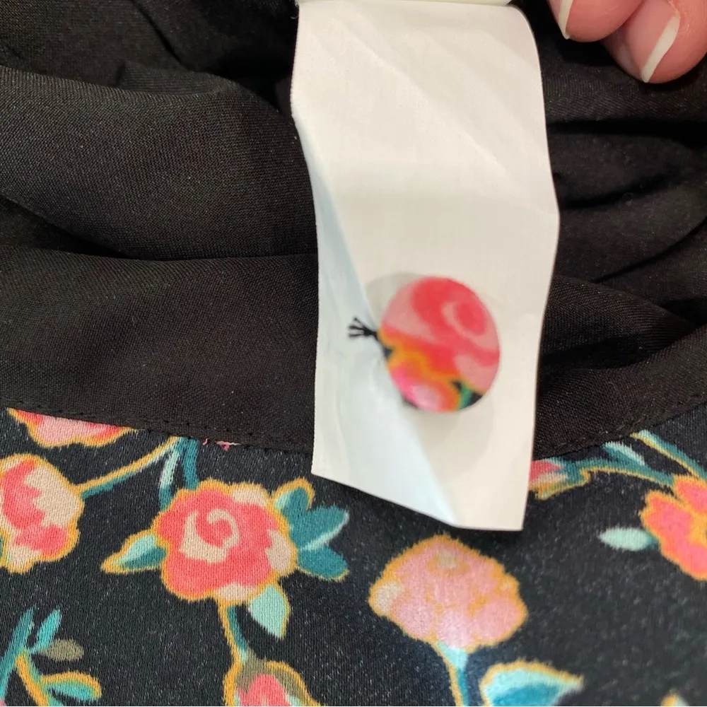 Size 2 Kate Spade Roses Floral Ruffle Flounce Black Crepe One Piece Romper - Image 8