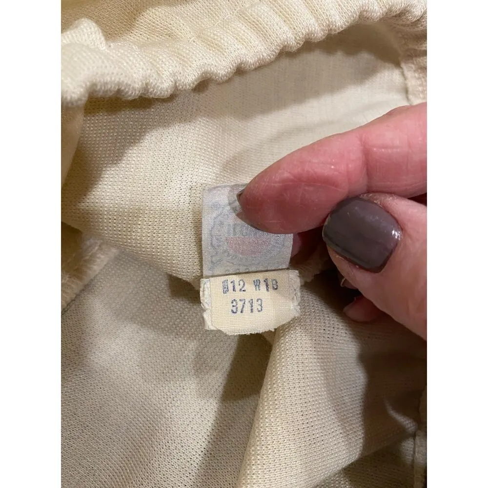 Vintage Cream Pleated A - Image 8