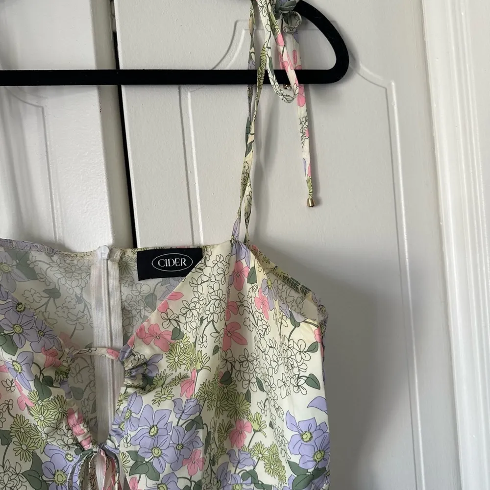 Cider Floral Keyhole Dress - Image 4