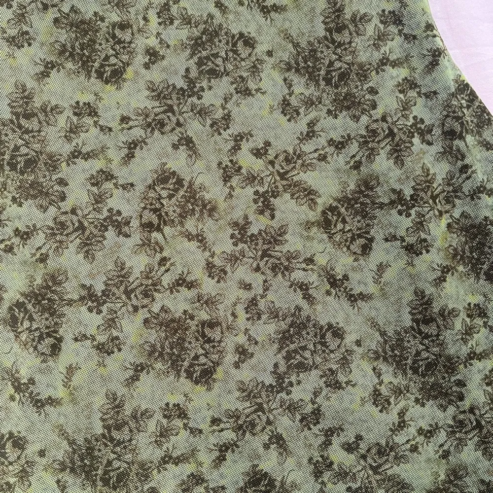 Urban Outfitters Green Off-Shoulder Bodycon Dress - Image 3