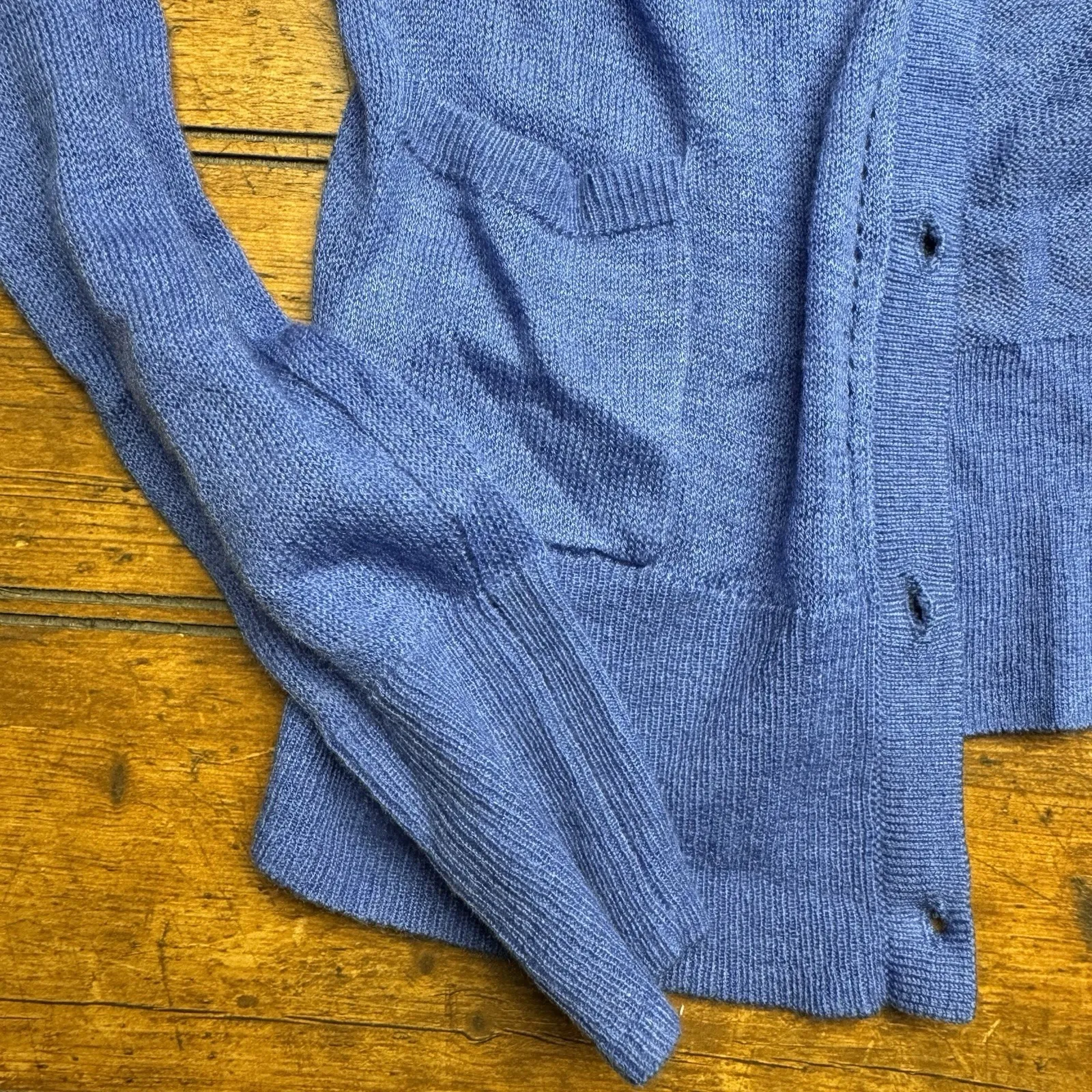 Aerie Womens Size‎ Medium Blue Long Sleeve Cardigan Pockets Buttons TINY FLAW - Image 2