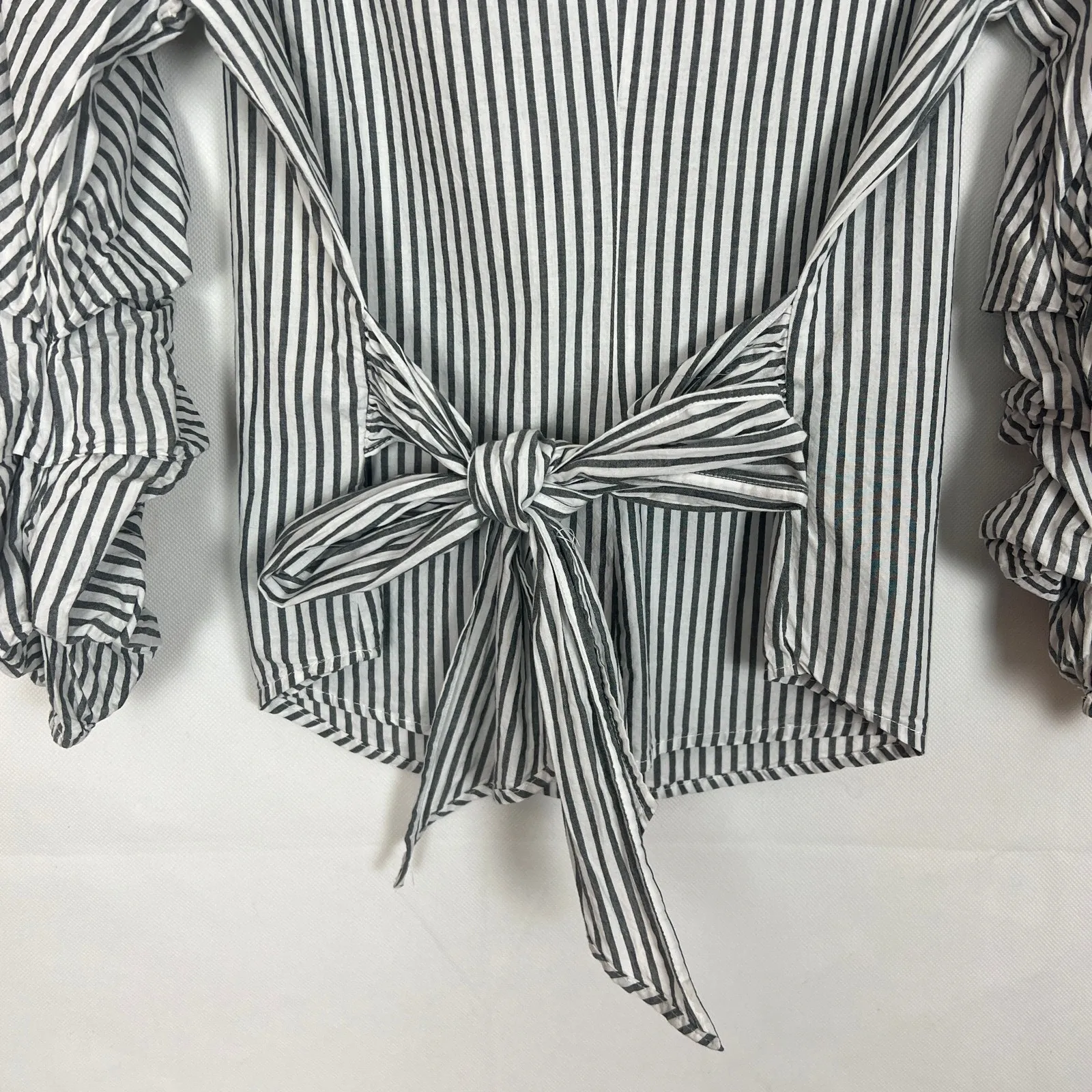 Ultra Flirt Striped Ruched Sleeves Tie-Back Top Size S - Image 8