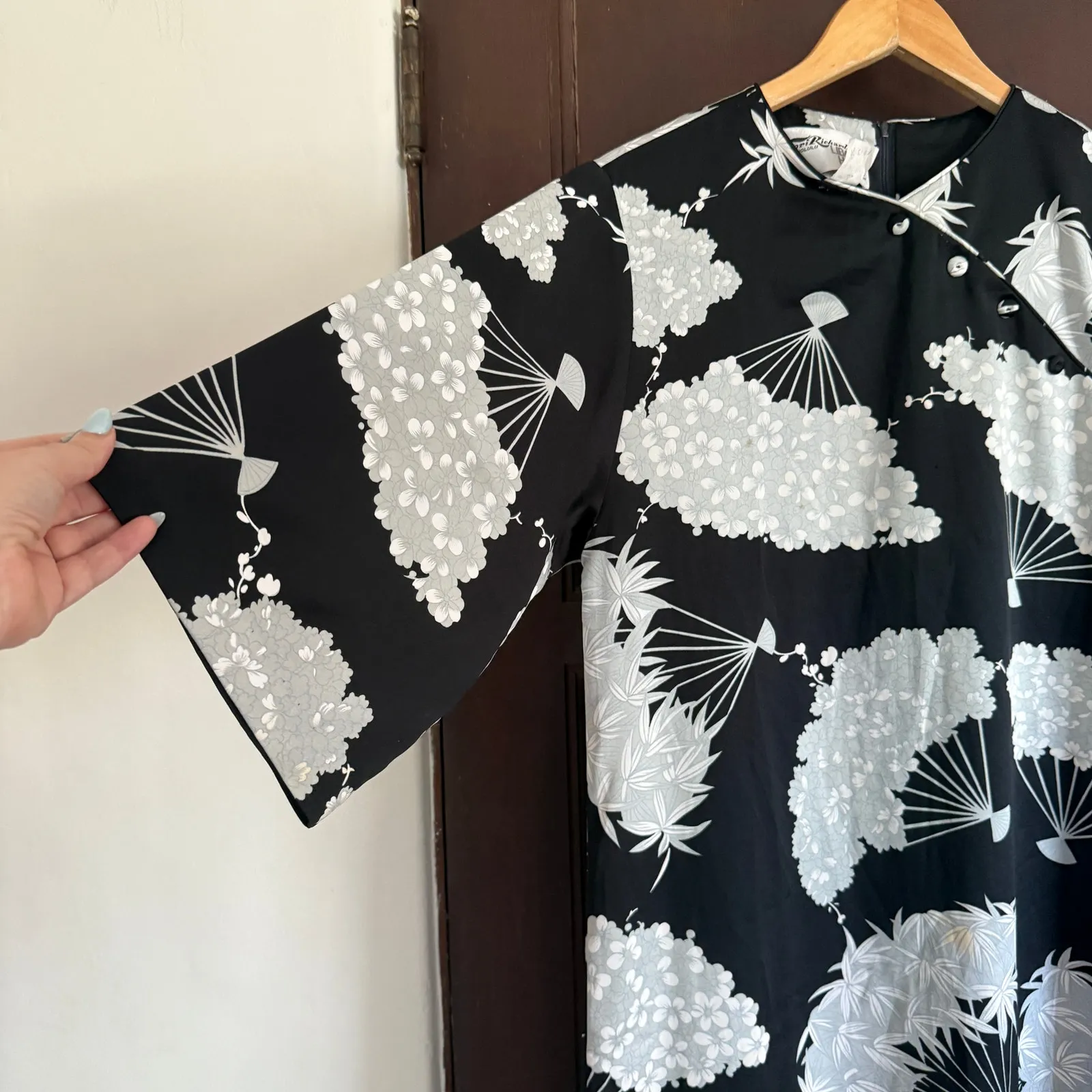 TORI RICHARD Liberty House 70s Vintage Woman's Kimono Style Japanese Print Dress - Image 5