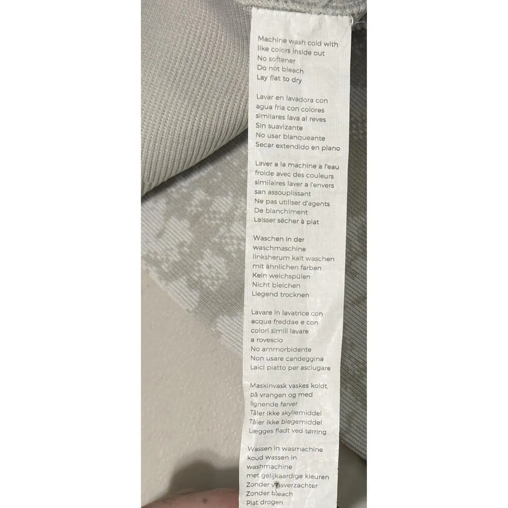 Fabletics High-Waisted Seamless Mist Legging Light Gray White Textured Size S - Image 8