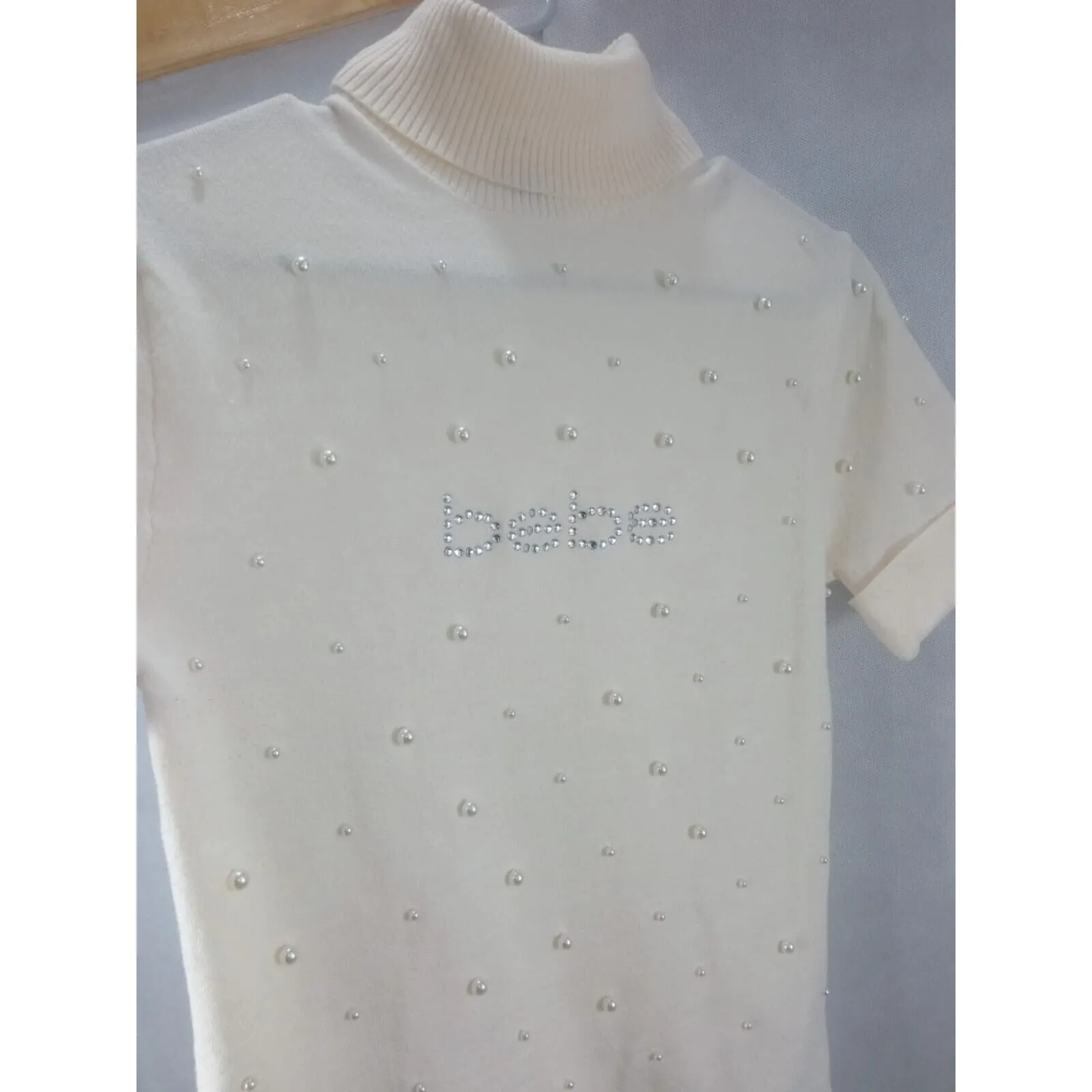 Bebe Y2K Rhinestone Turtleneck Sweater Soft Logo White Pearls Sz Small - Image 4